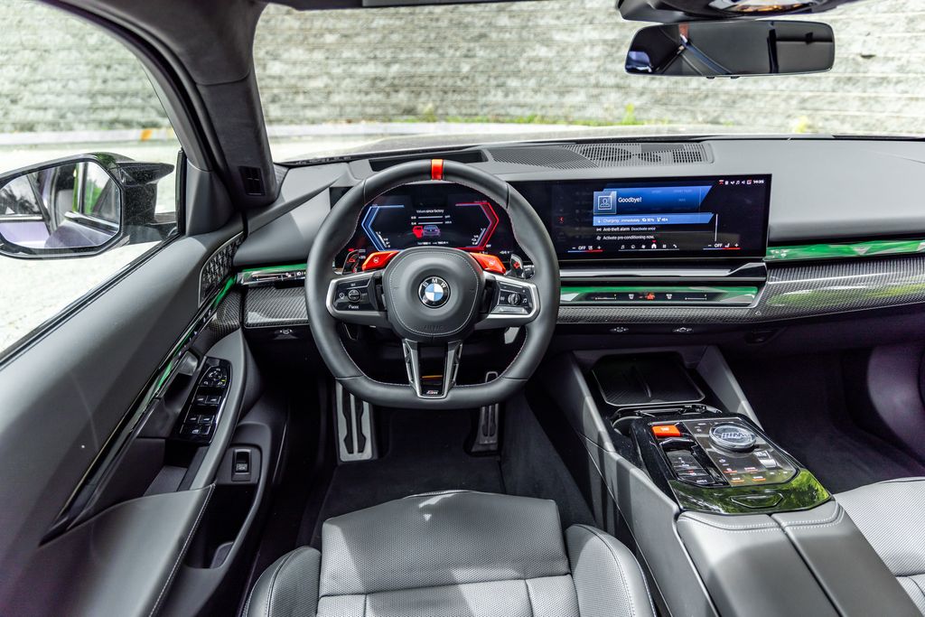 2026 BMW M5 M5 Touring - Photo 28