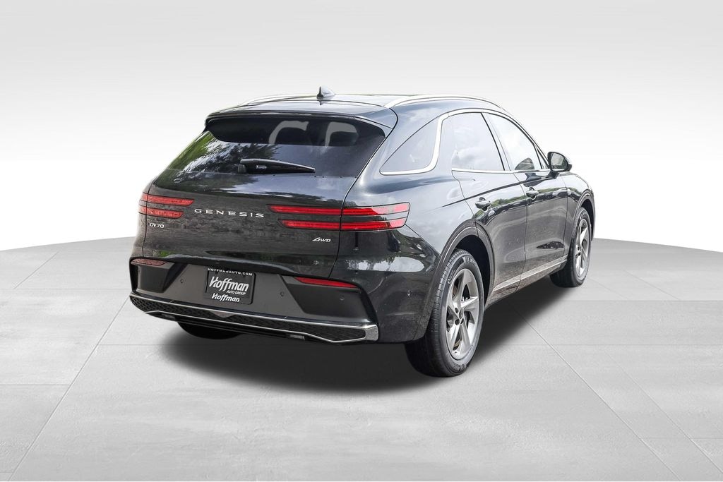 New 2026 Genesis GV70 SUV