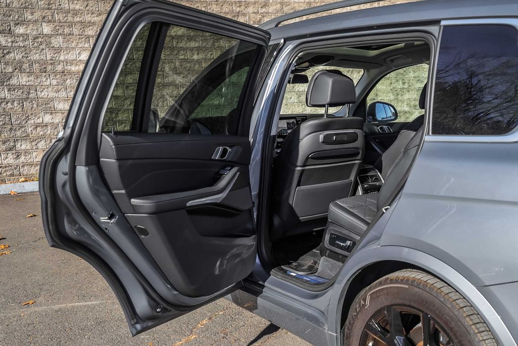 2024 BMW X7 40i - Photo 22