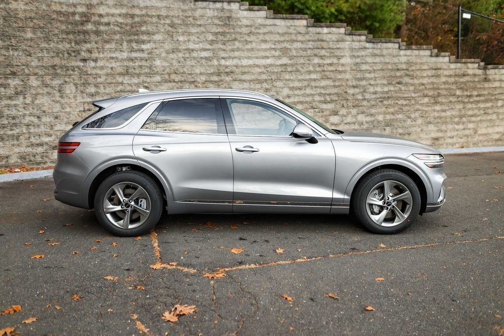 2026 GENESIS GV70 Standard's photo