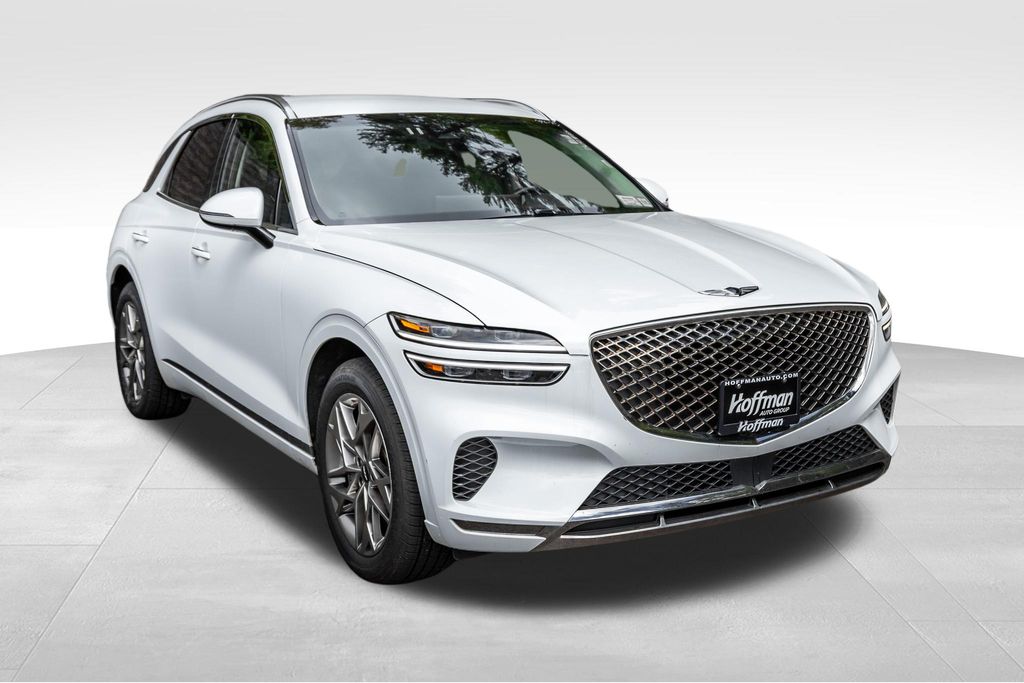 2025 Genesis GV70 2.5T Standard AWD's photo