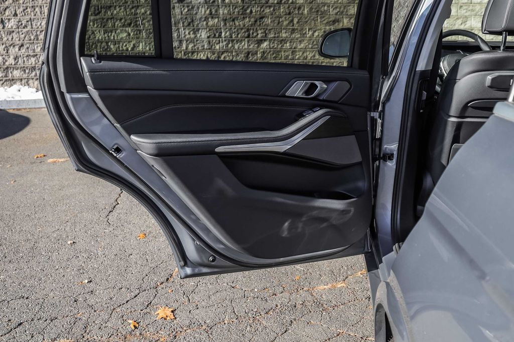 2024 BMW X7 40i - Photo 21