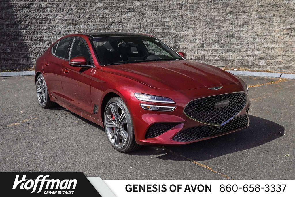 2025 GENESIS G70 Standard's photo