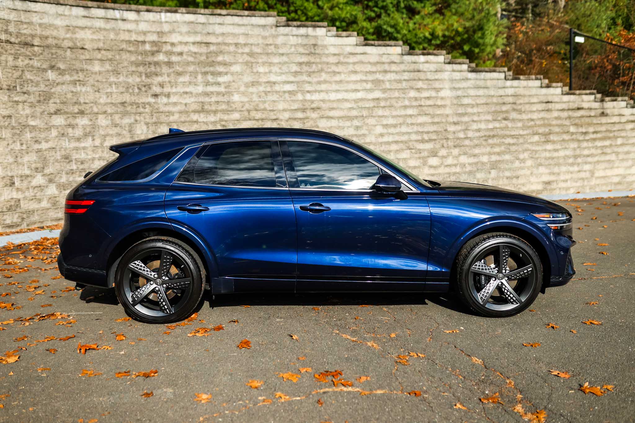 2025 Genesis GV70 3.5T Sport photo 3