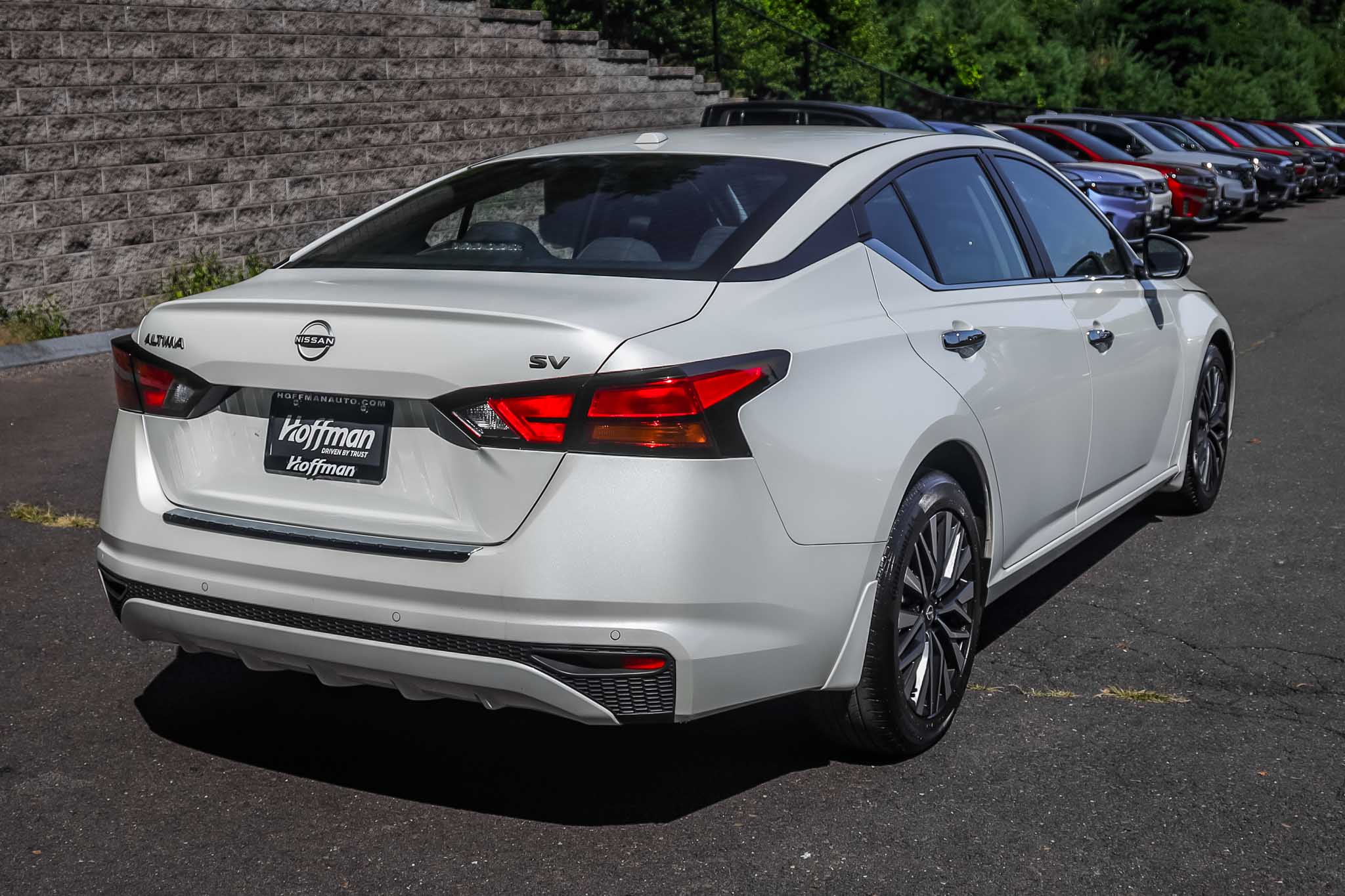 2023 Nissan Altima 2.5 SV photo 4