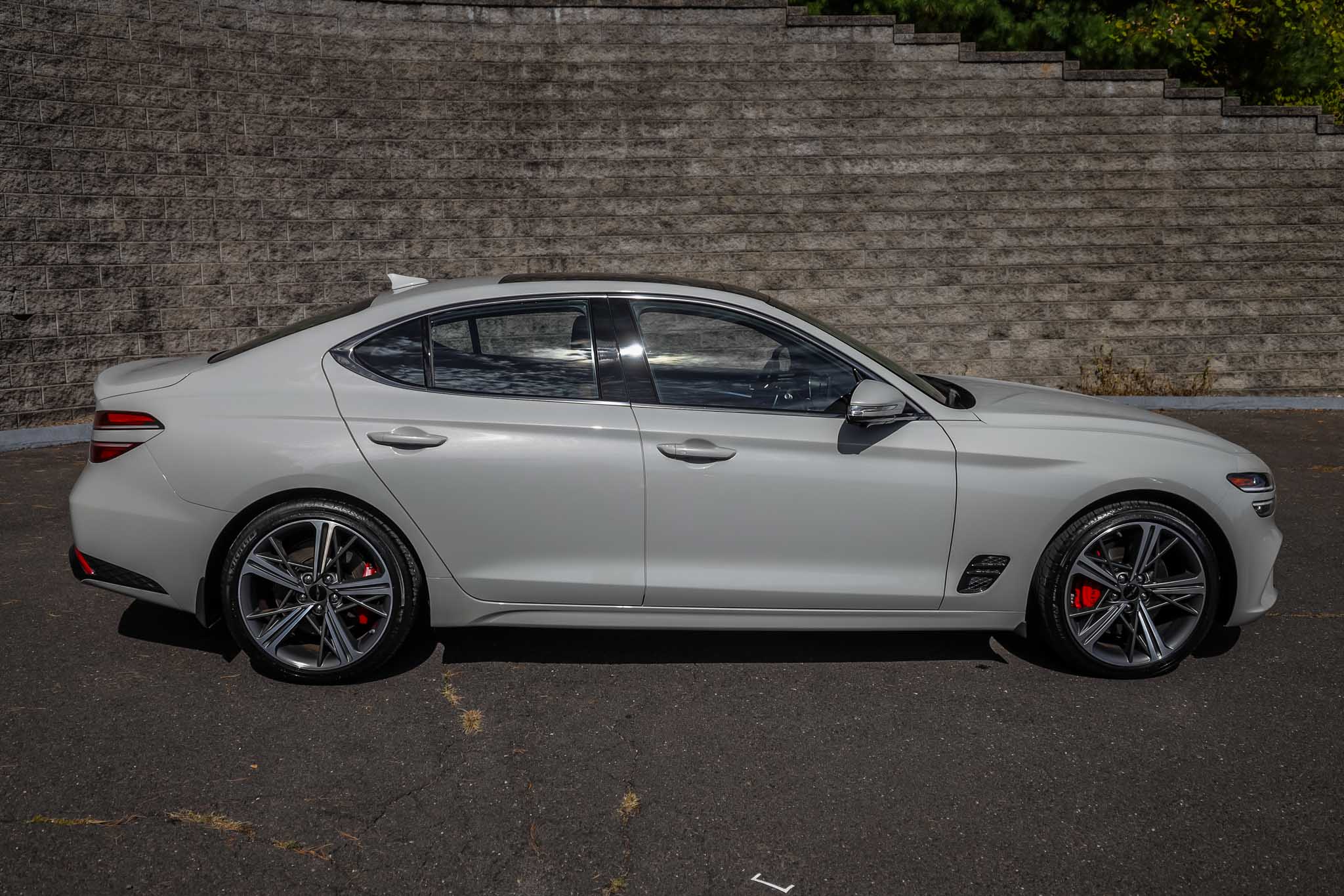 2025 Genesis G70 3.3T Sport Advanced photo 3