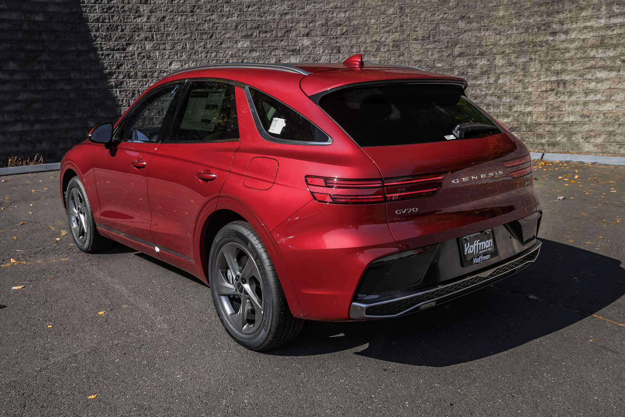 2026 Genesis GV70 2.5T Select photo 4