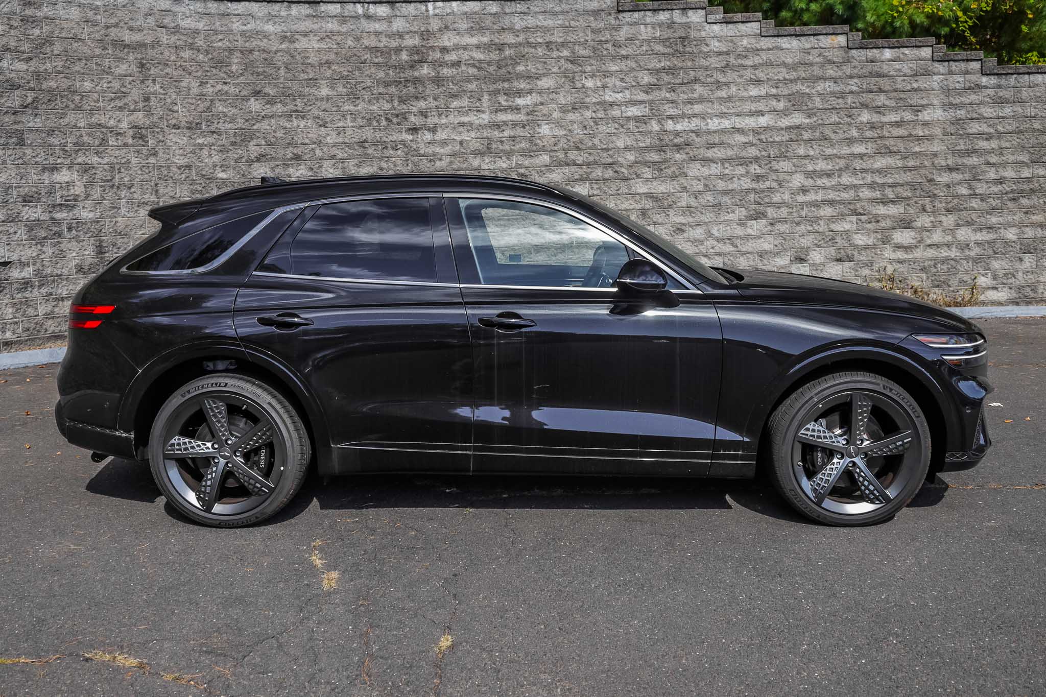 2025 Genesis GV70 3.5T Sport photo 2