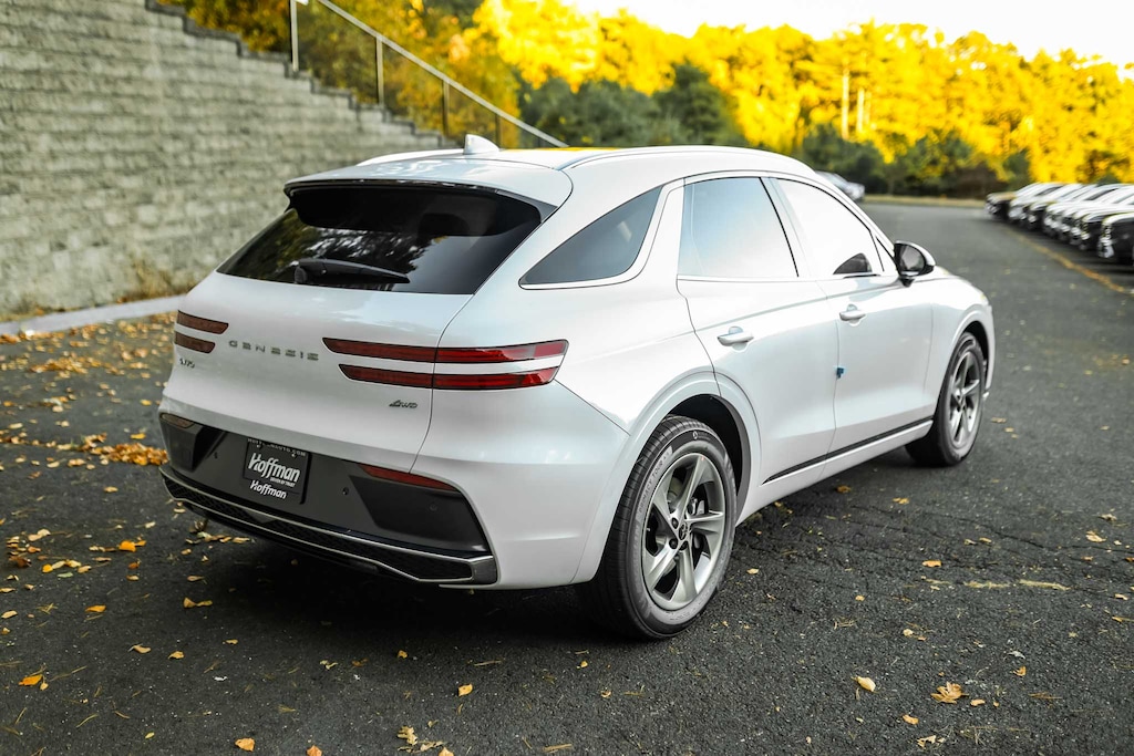 New 2026 Genesis GV70 2.5T Select SUV