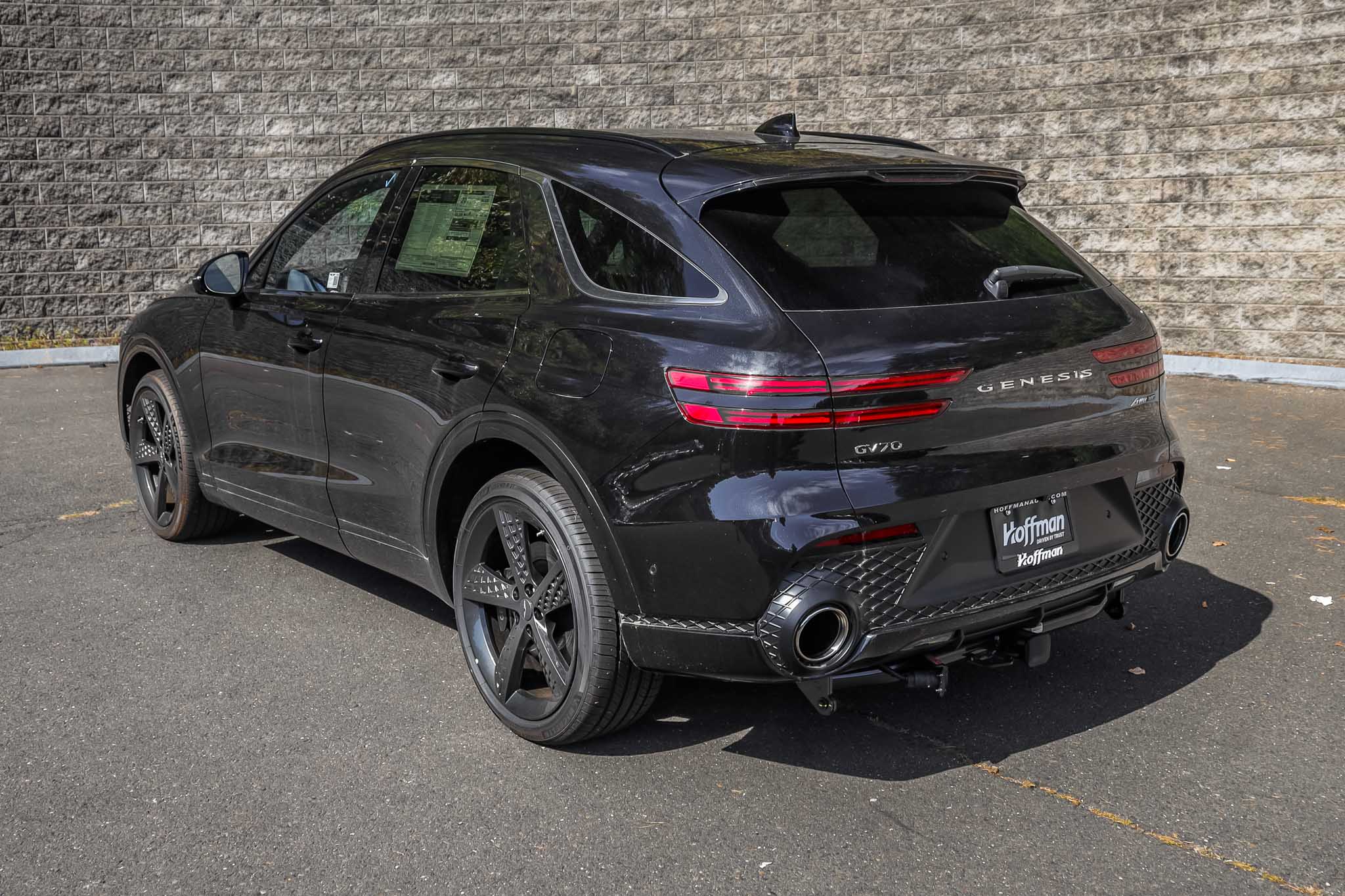2025 Genesis GV70 3.5T Sport photo 4