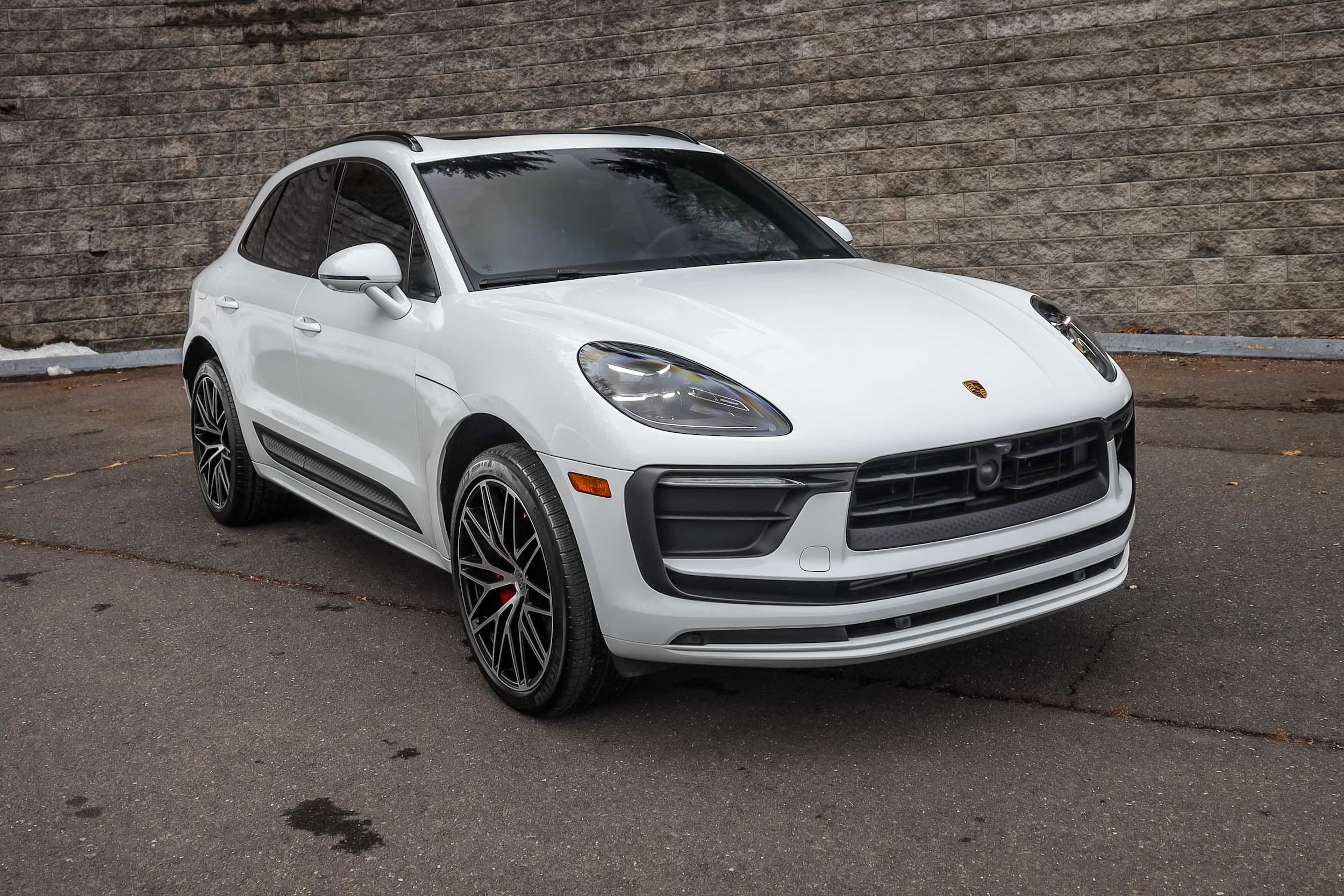 2024 Porsche Macan Base