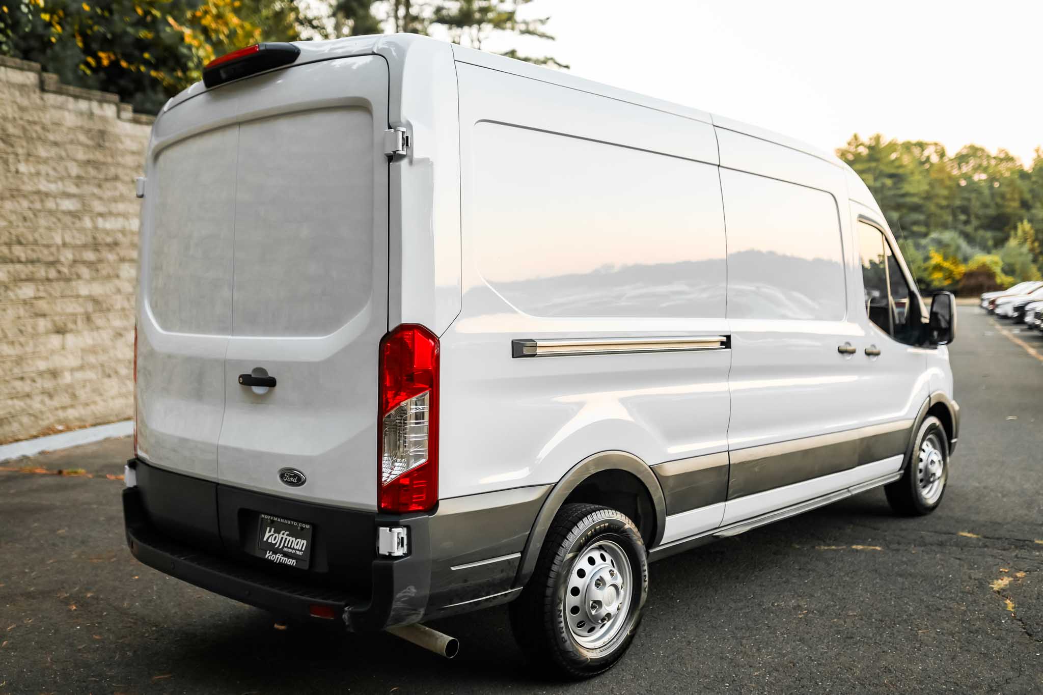 2023 Ford Transit photo 2
