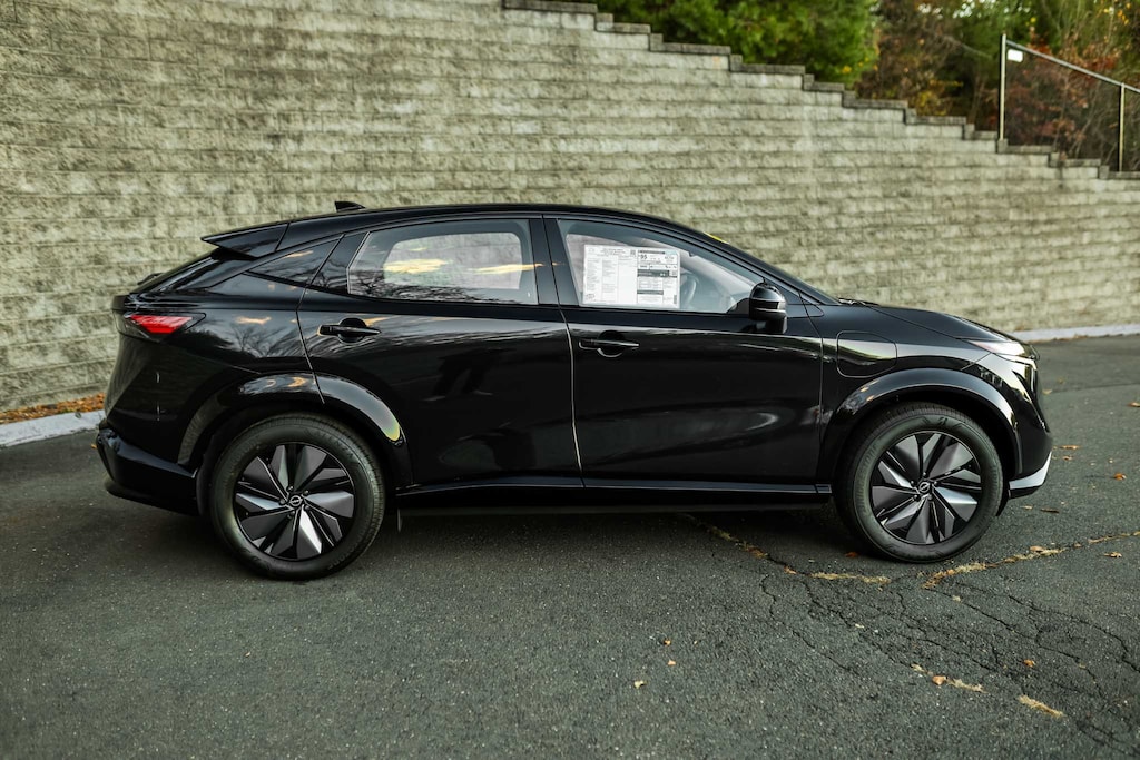 Used 2024 Nissan Ariya Engage e-4orce SUV