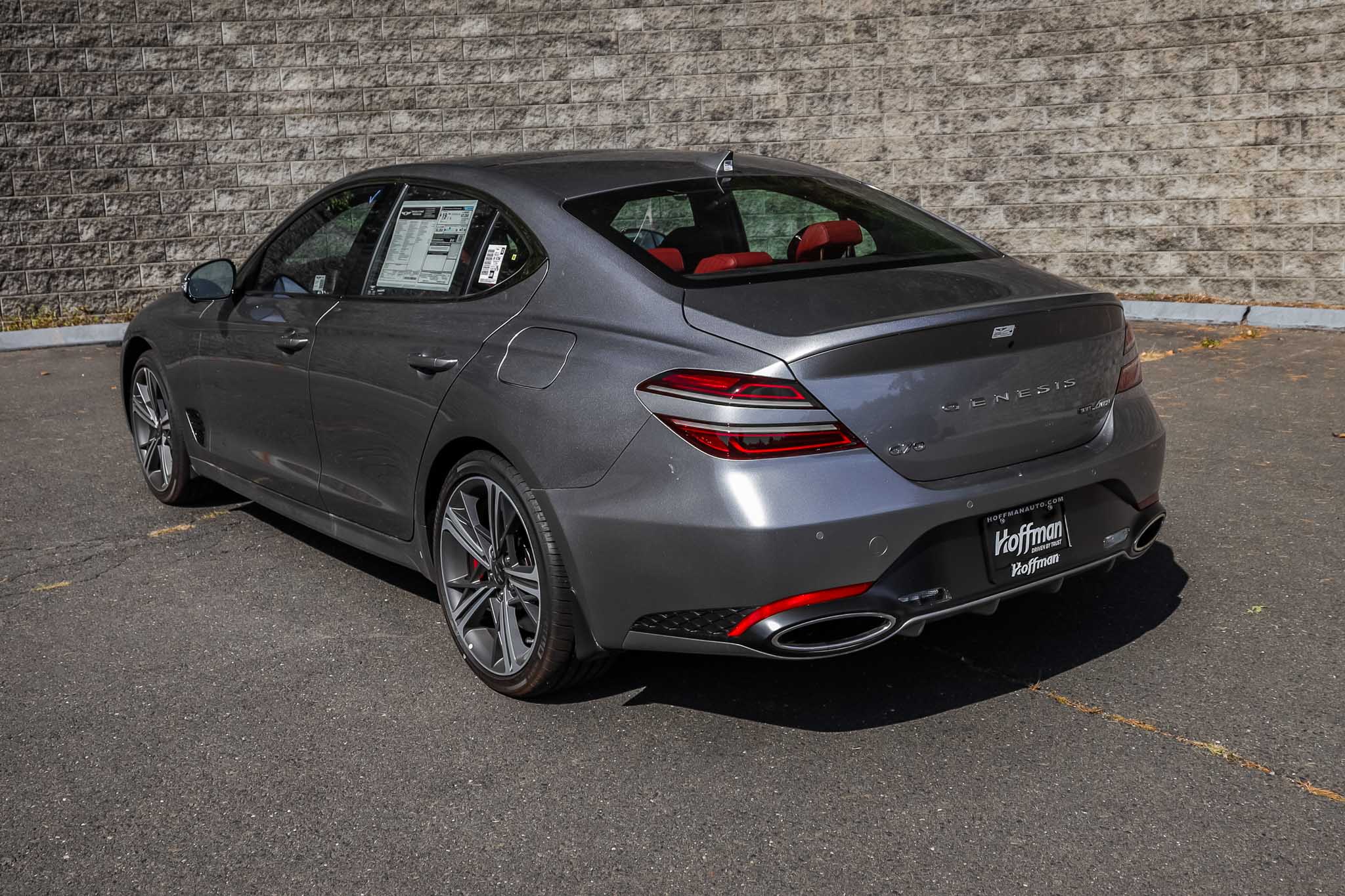 2025 Genesis G70 3.3T Sport Advanced photo 4