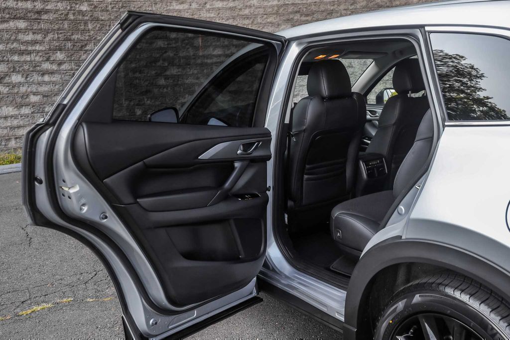 2023 Mazda CX-9 Touring Plus - Photo 21