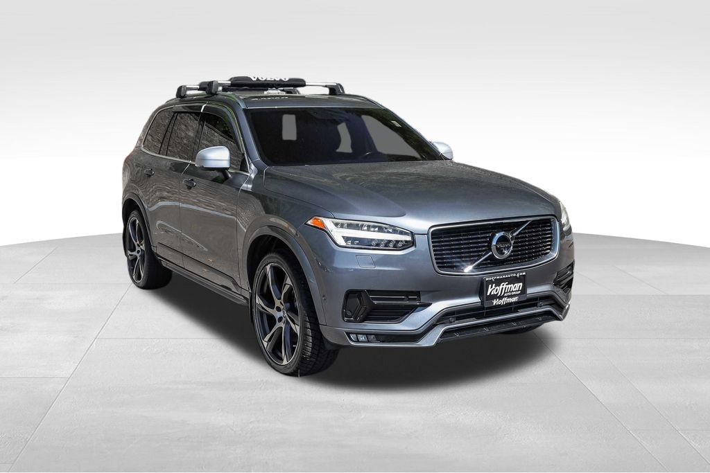2017 Volvo XC90 T5 AWD R-Design's photo