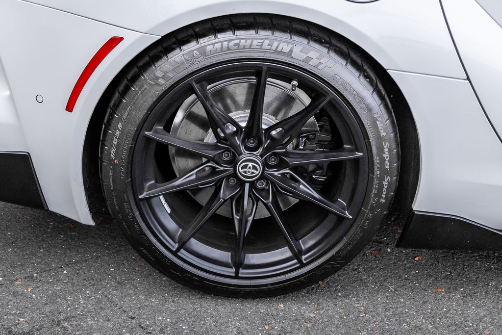 2024 Toyota Supra 45th Anniversary Edition - Photo 6