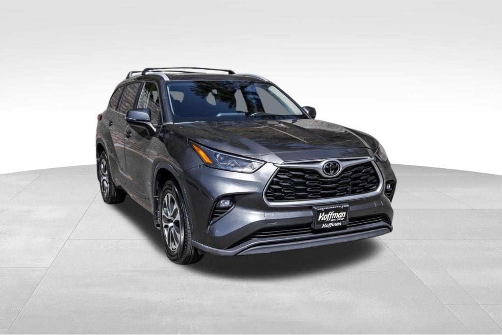 2023 Toyota Highlander SUV 