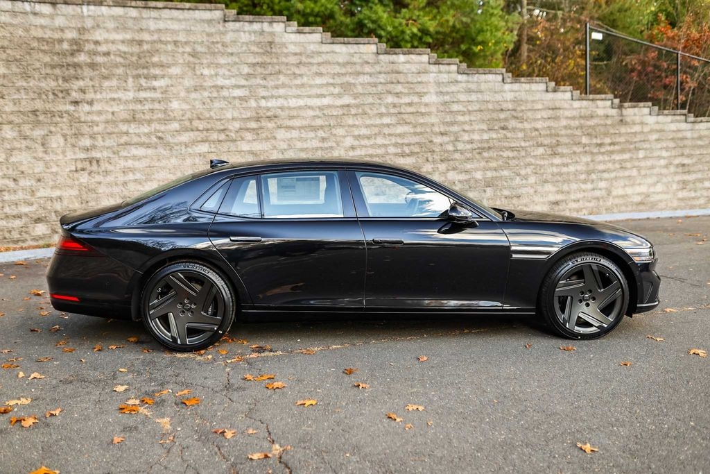 New 2026 Genesis G90 3.5T E-SC Mhev Prestige Black Sedan