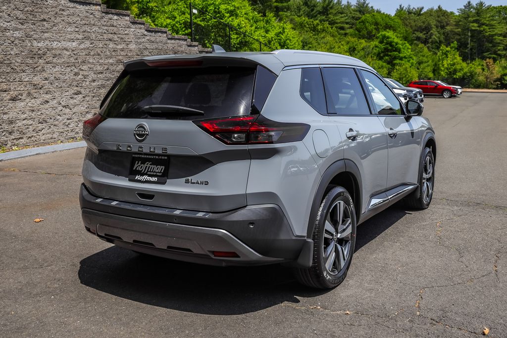 2022 Nissan Rogue SL photo 4