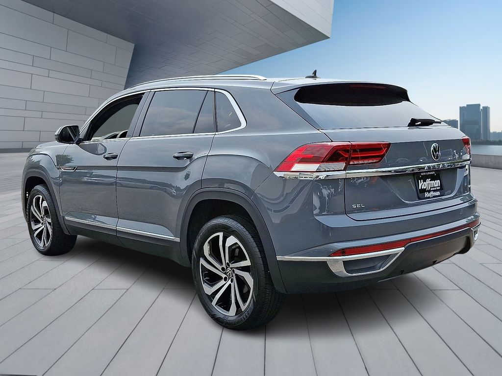 2023 Volkswagen Atlas Cross Sport SEL photo 3