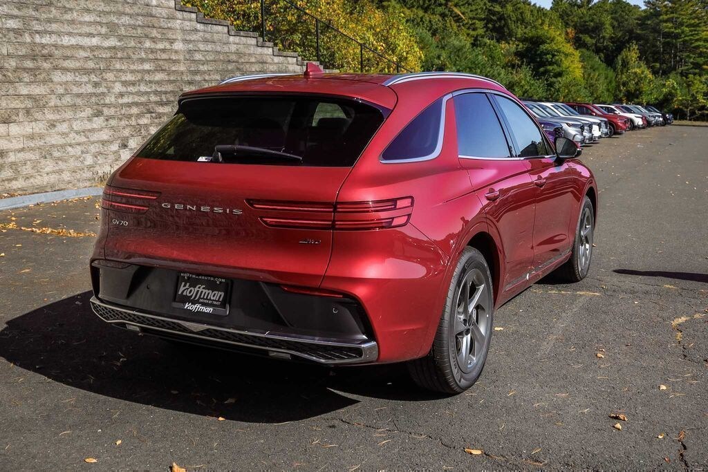 New 2026 Genesis GV70 2.5T Select SUV