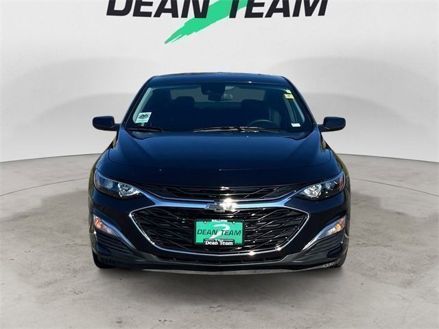 2023 Chevrolet Malibu RS photo 2