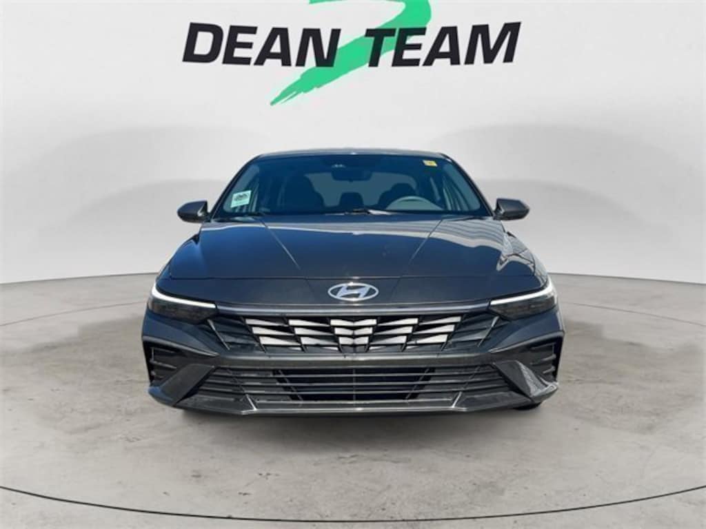 Used 2024 Hyundai Elantra SEL Sedan