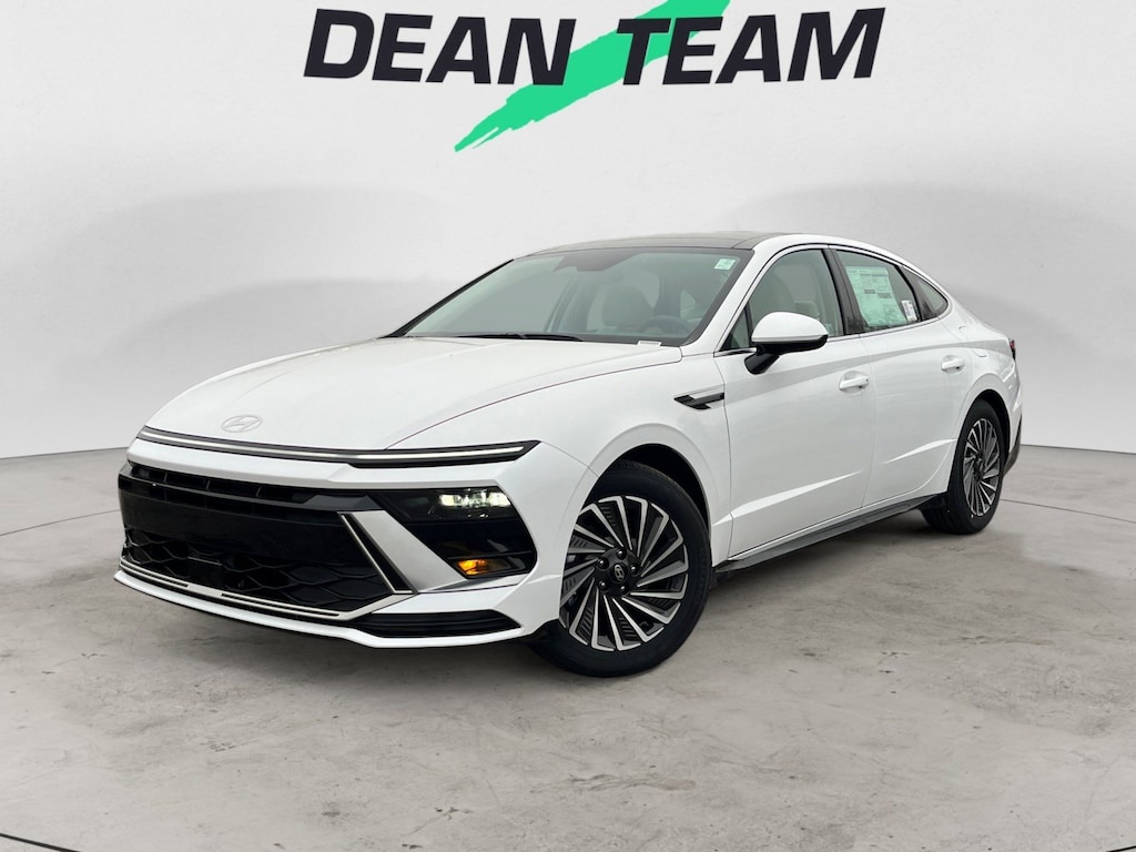 New 2026 Hyundai Sonata Hybrid SEL Sedan