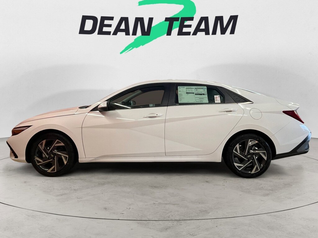 New 2026 Hyundai Elantra Limited Sedan