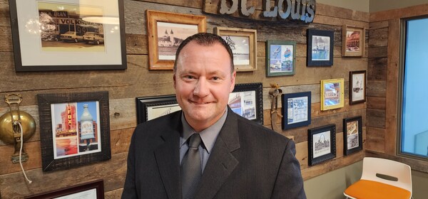 Staff member WADE KNUCKLES from 83e7324e7f0f