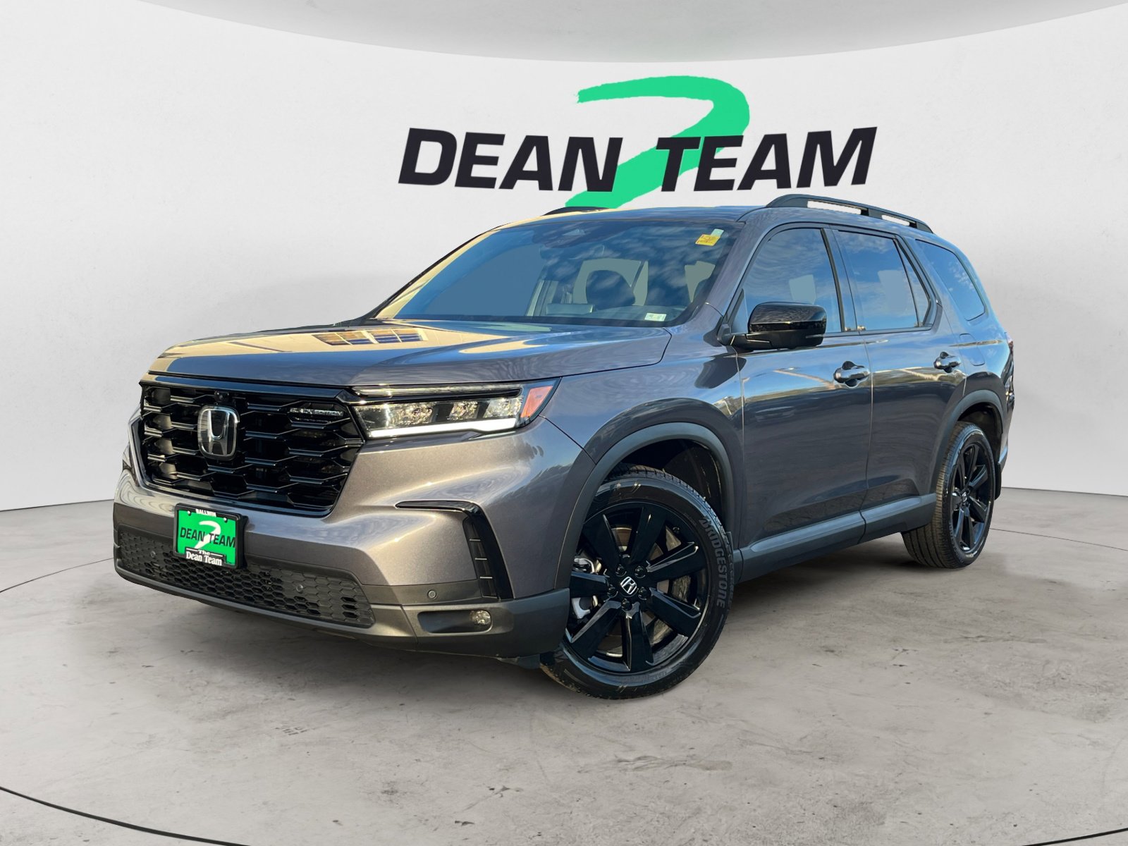 2025 Honda Pilot Black Edition photo 3