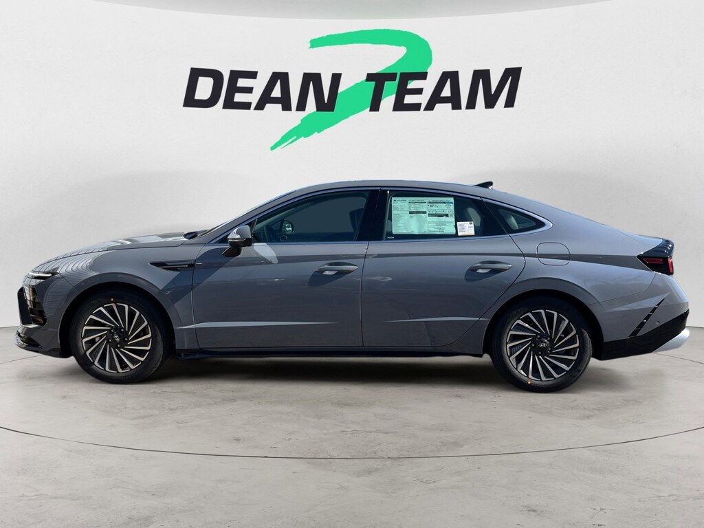 New 2026 Hyundai Sonata Hybrid Limited Sedan