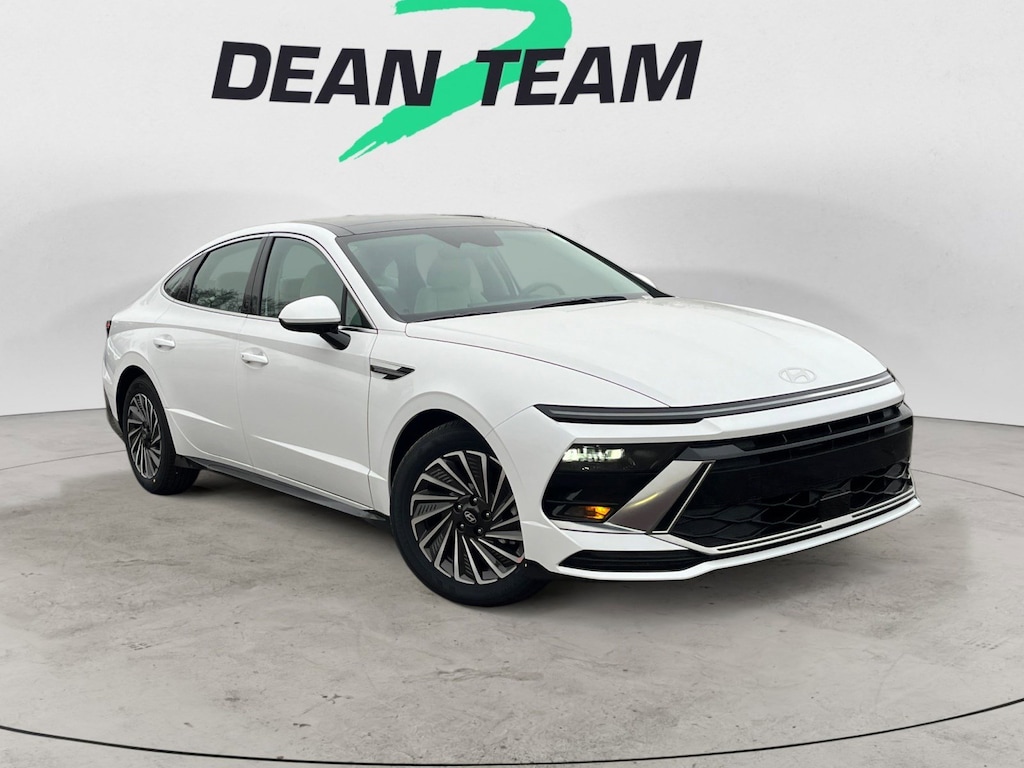 New 2026 Hyundai Sonata Hybrid SEL Sedan