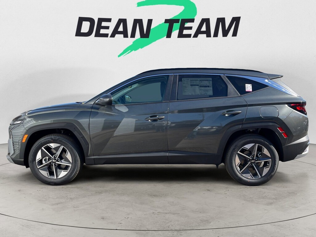 New 2026 Hyundai Tucson Hybrid SEL SUV