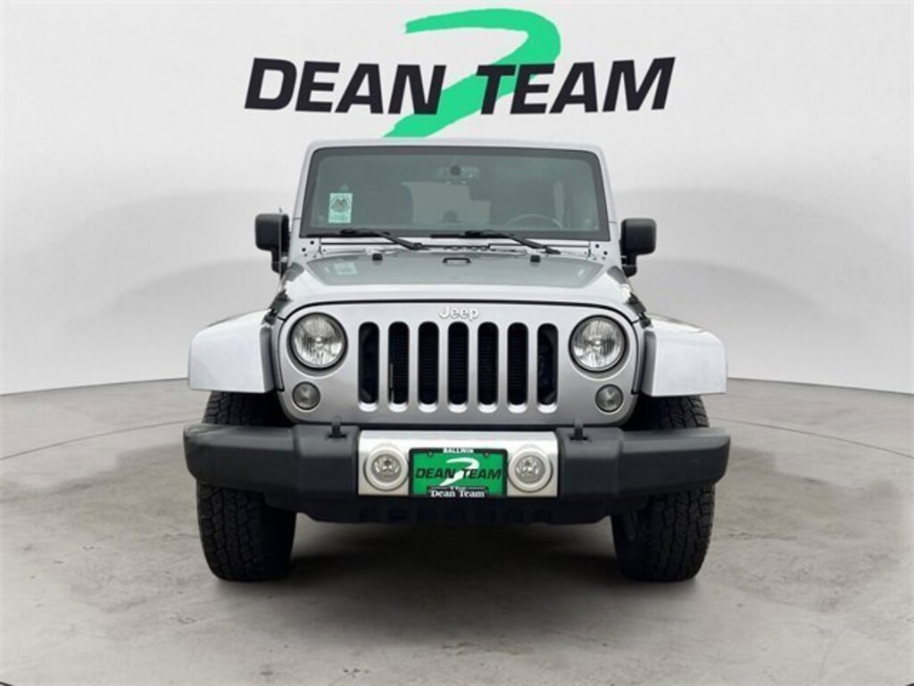 Used 2014 Jeep Wrangler Unlimited Sahara 4x4 SUV