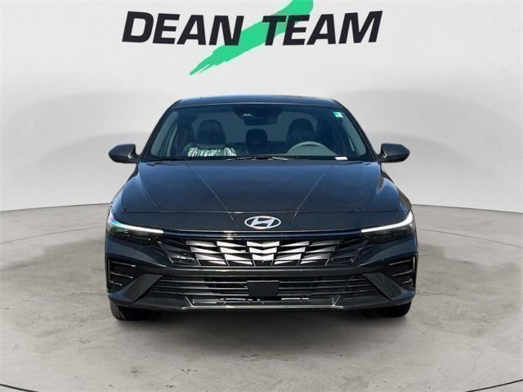 Certified 2025 Hyundai Elantra SEL Convenience Sedan