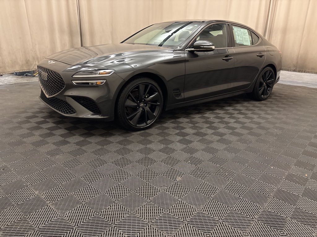2023 GENESIS G70 Standard's photo