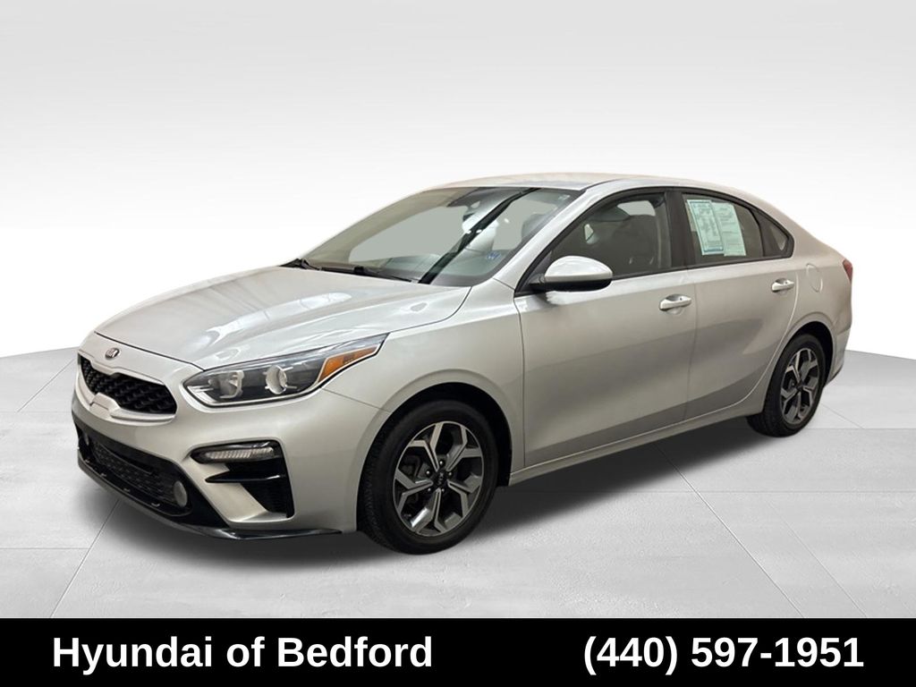 2021 Kia Forte LXS AT's photo