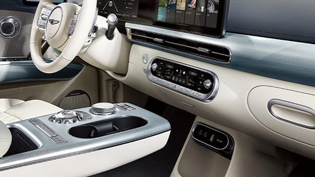 What%20Tech%20Is%20Available%20In%20The%202025%20Genesis%20GV60_%20post.jpg