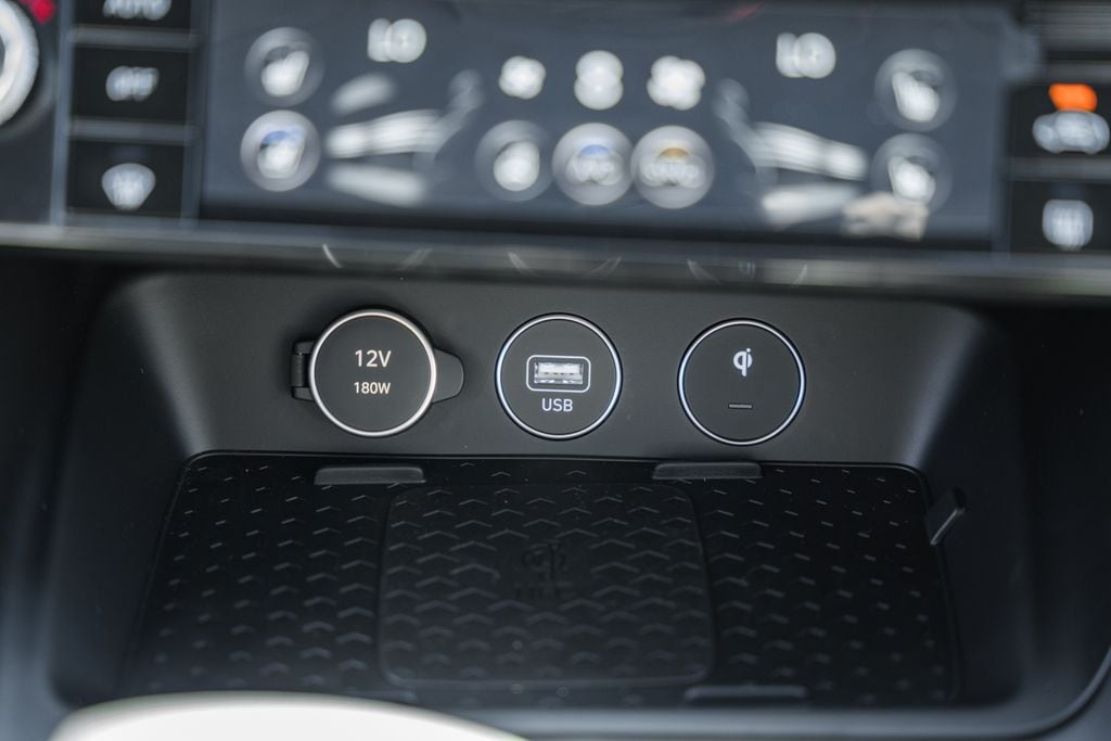 2025 GENESIS G70 Sport Advanced - Photo 23
