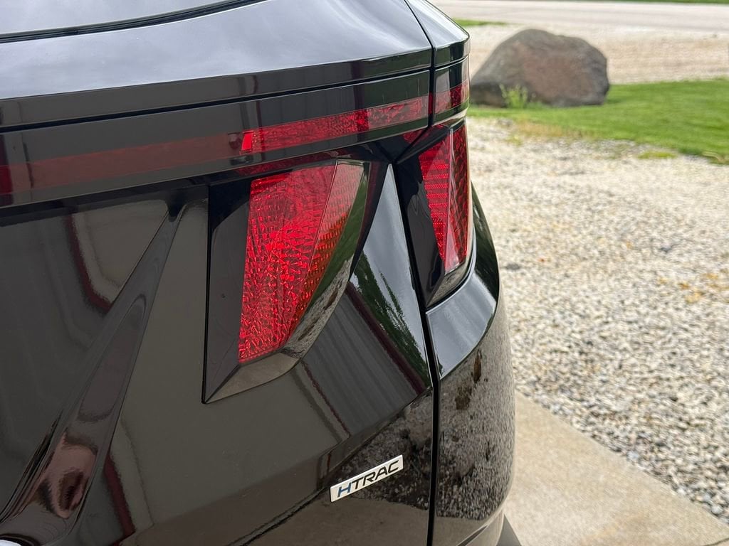 2025 Hyundai Tucson SE - Photo 40