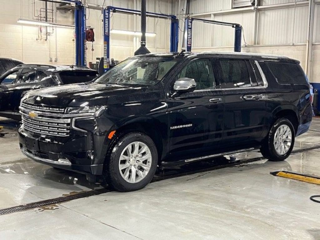 Used 2024 Chevrolet Suburban Premier SUV