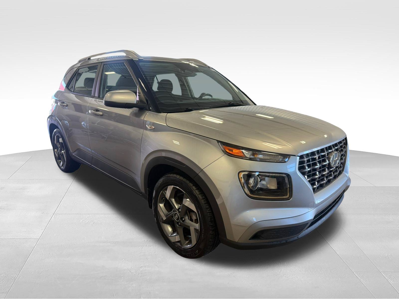 2023 Hyundai Venue SEL - Photo 12