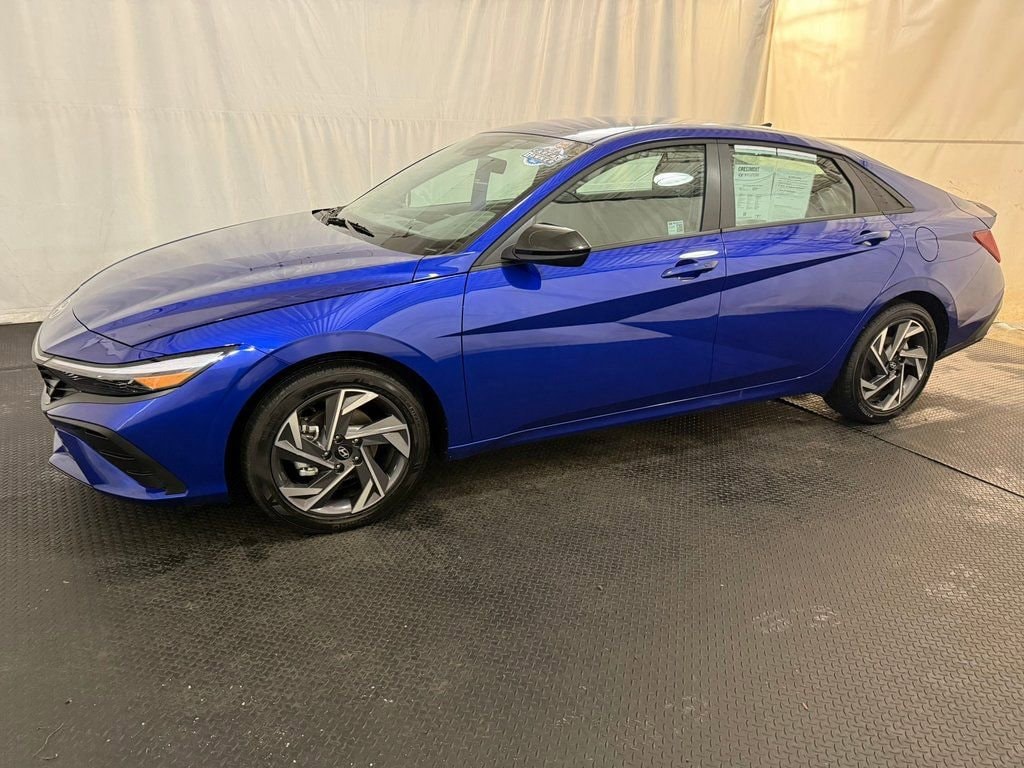 Certified 2025 Hyundai Elantra SEL Sport Sedan