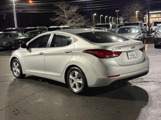 2016 Hyundai Elantra Value Edition photo 4