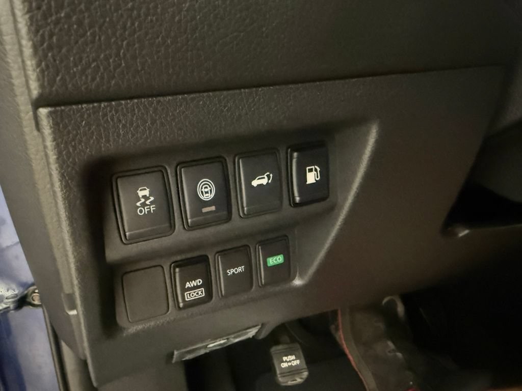 2020 Nissan Rogue SV - Photo 36
