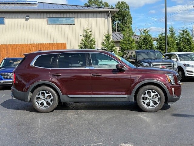 2021 Kia Telluride EX photo 3