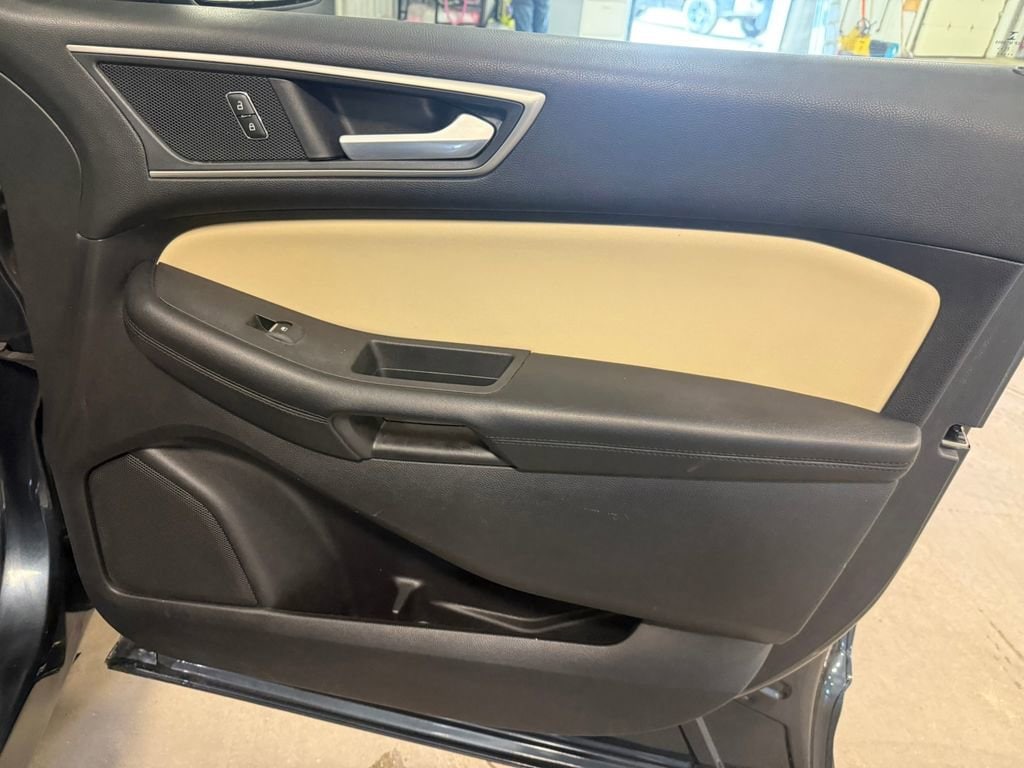 2022 Ford Edge SEL - Photo 29