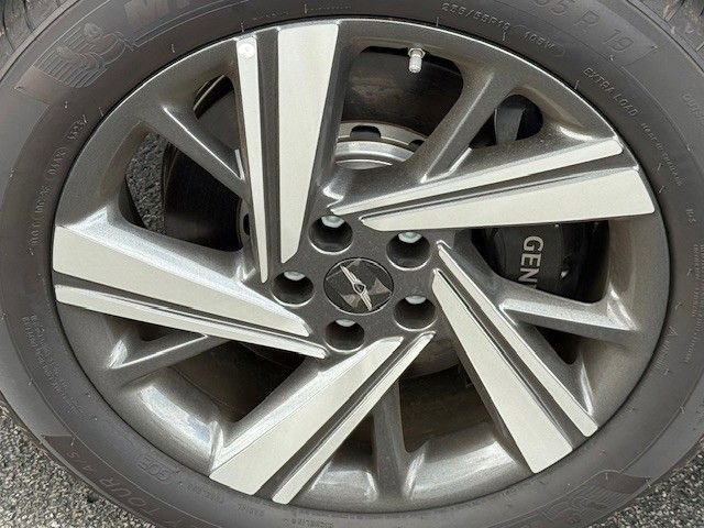 2026 GENESIS GV70 Sport Advanced - Photo 11
